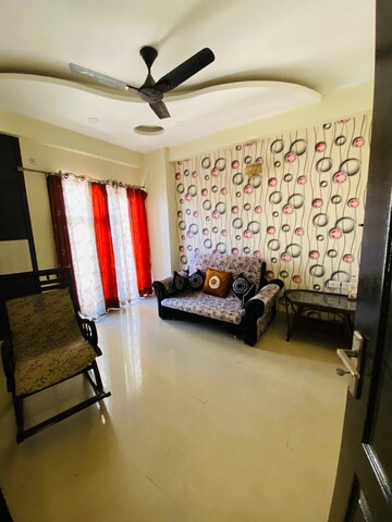 Living Room in 3 BHK Apartment at Amrapali Silicon City, Sector 76 – for Rent