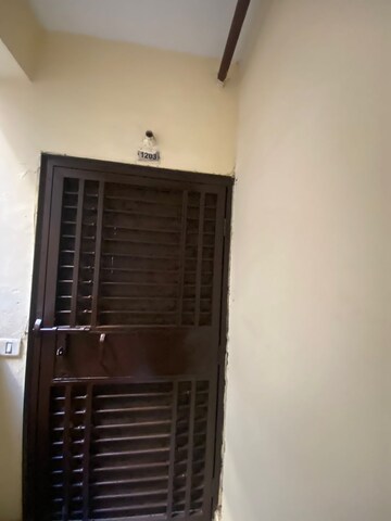 Furnished Amenities in 3 BHK Apartment at Aims Golf Avenue I, Sector 75 – for Rent