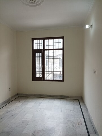 Room in 3 BHK Builder Floor at Dhakoli Village – for Sale