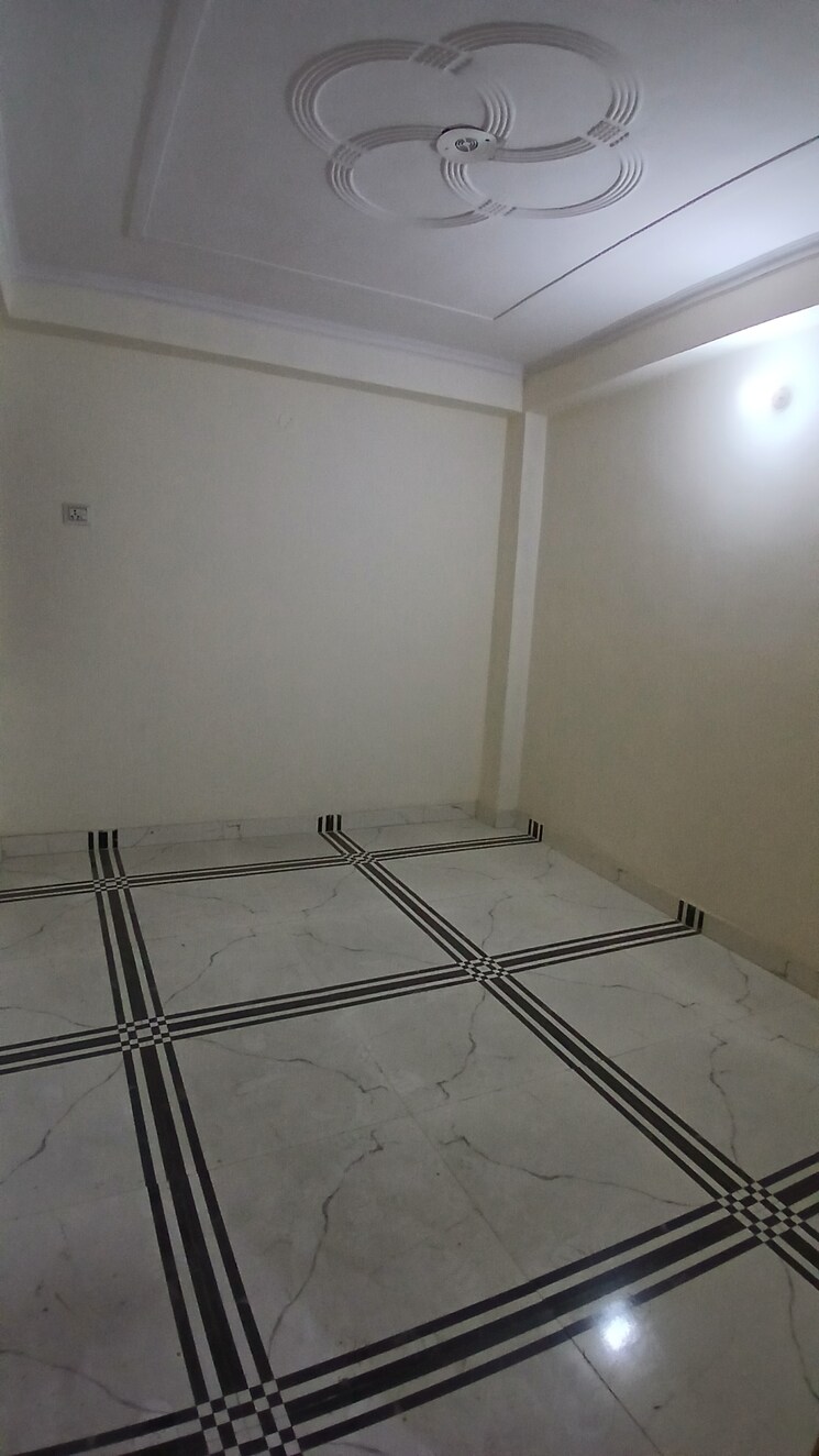 Bedroom, zakir nagar 3 Bedroom 675 Sq.Ft. Apartment In Zakir Nagar Delhi 8213515