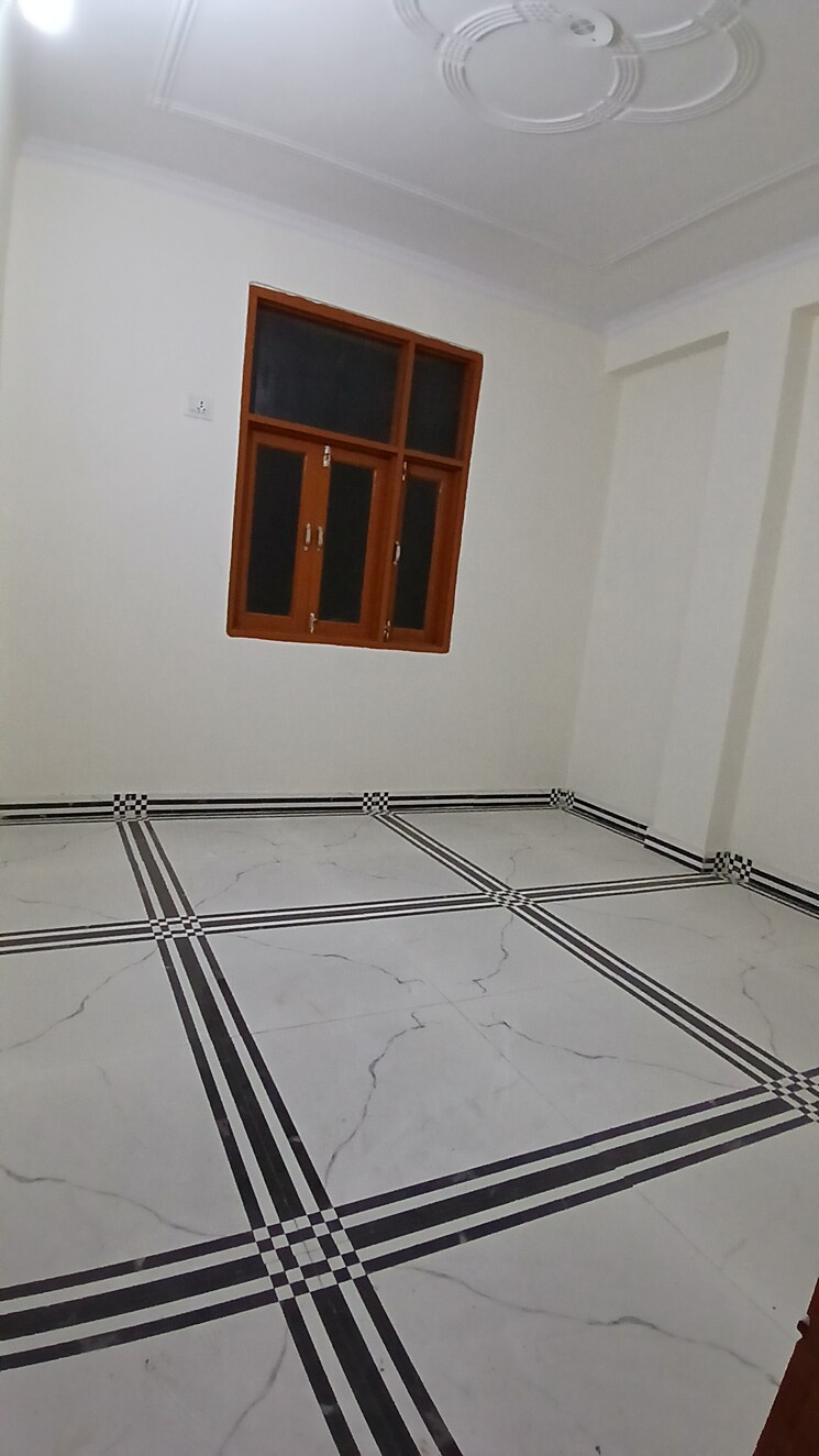 Bedroom, zakir nagar 3 Bedroom 675 Sq.Ft. Apartment In Zakir Nagar Delhi 8213515