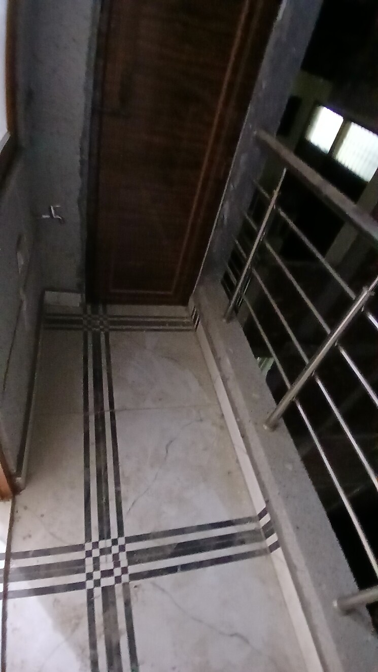 Balcony, zakir nagar 3 Bedroom 675 Sq.Ft. Apartment In Zakir Nagar Delhi 8213515