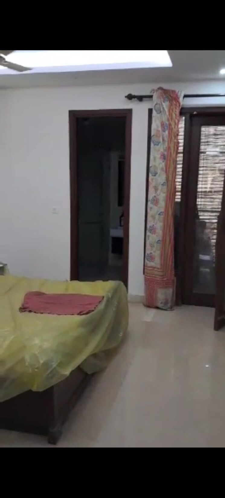 Bedroom, greater kailash i 3 Bedroom 208 Sq.Yd. Builder Floor In Greater Kailash I Delhi 8213581