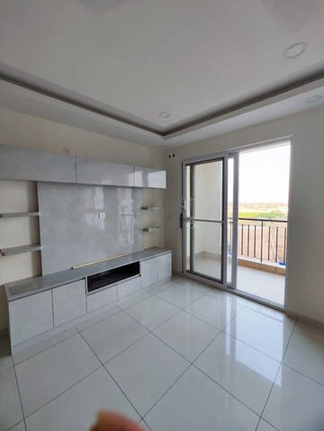 Room in 2 BHK Apartment at Godrej 24 Sarjapur, Sarjapur Road – for Rent