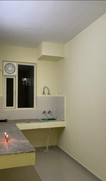 Furnished Amenities in 2 BHK Apartment at Pyramid Heights, Sector 85 – for Rent