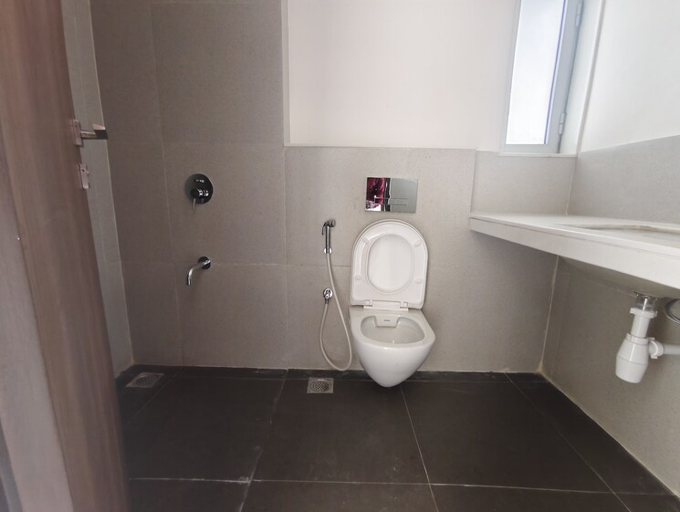 Bathroom, piramal-vaikunth-vairat 2 Bedroom 710 Sq.Ft. Apartment In Balkum Pada Thane 8213607