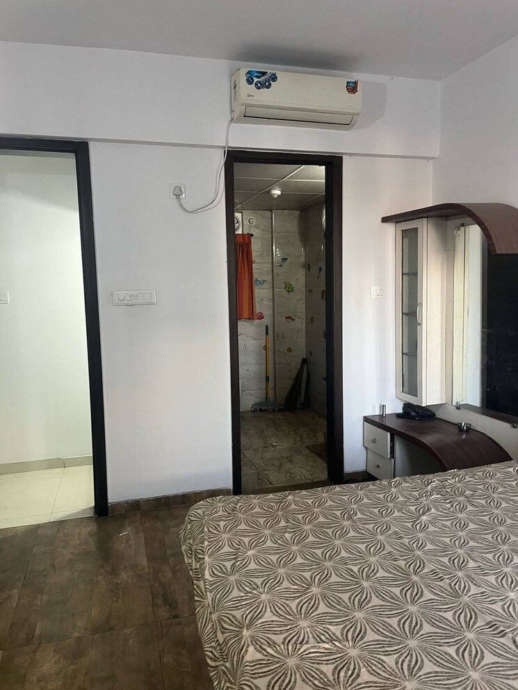 Bedroom, shriram-la-tierra 2 Bedroom 1000 Sq.Ft. Apartment In Vishrantwadi Pune 8213626