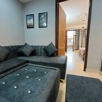 1 BHK Apartment For Rent in Saket