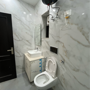 Bathroom in 1 BHK Apartment at Saket – for Rent