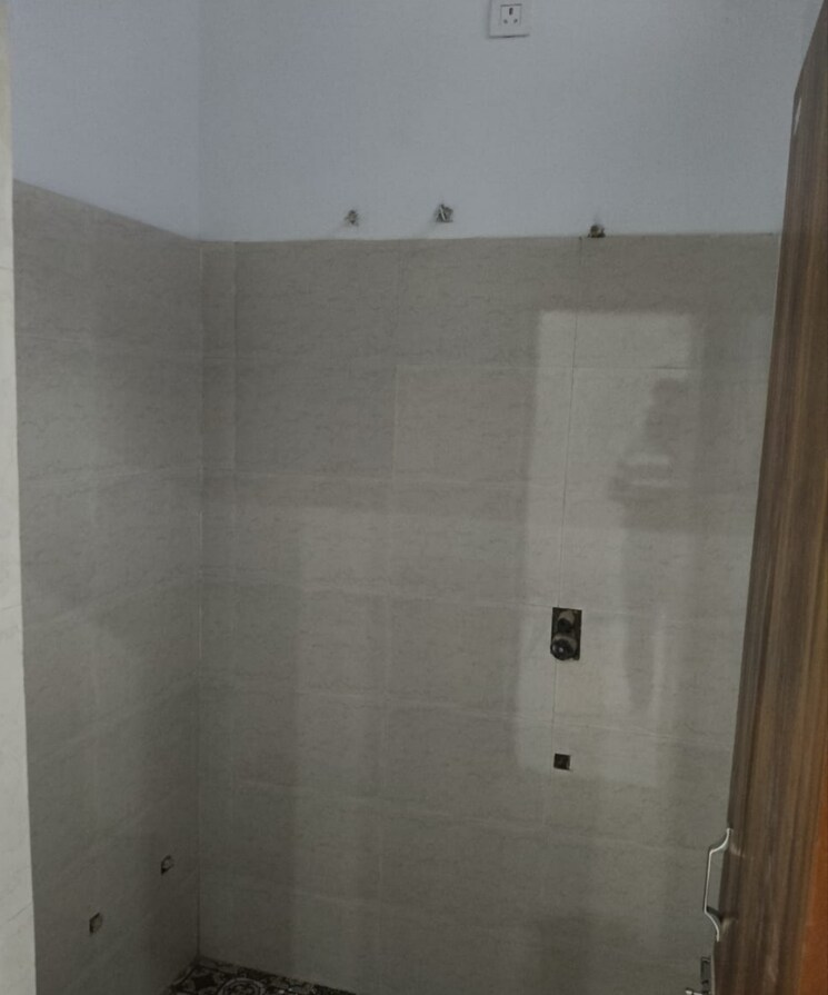 Bathroom, ghazipur 2 Bedroom 1800 Sq.Ft. Independent House In Ghazipur Zirakpur 8213698