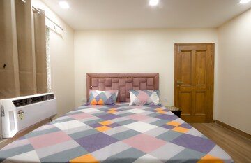 Bedroom in 3 BHK Builder Floor at Ansal Sushant Apartments, Sushant Lok I – for Rent
