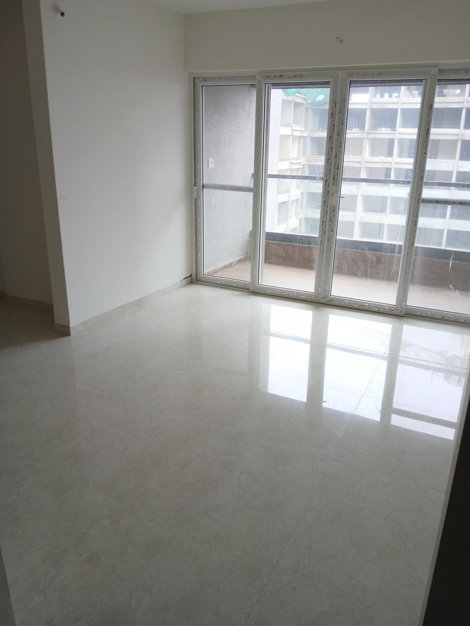 2 BHK + Servant Room 825 Sq.Ft. Apartment in Majestique Marbella Phase 1