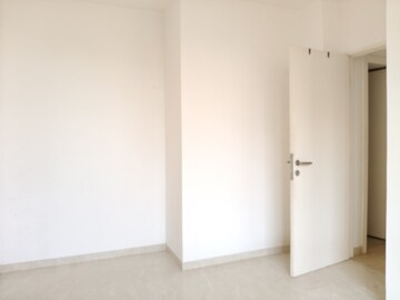 Room in 1 BHK Apartment at Hiranandani Estate Solitaire C, Ghodbunder Road – for Rent