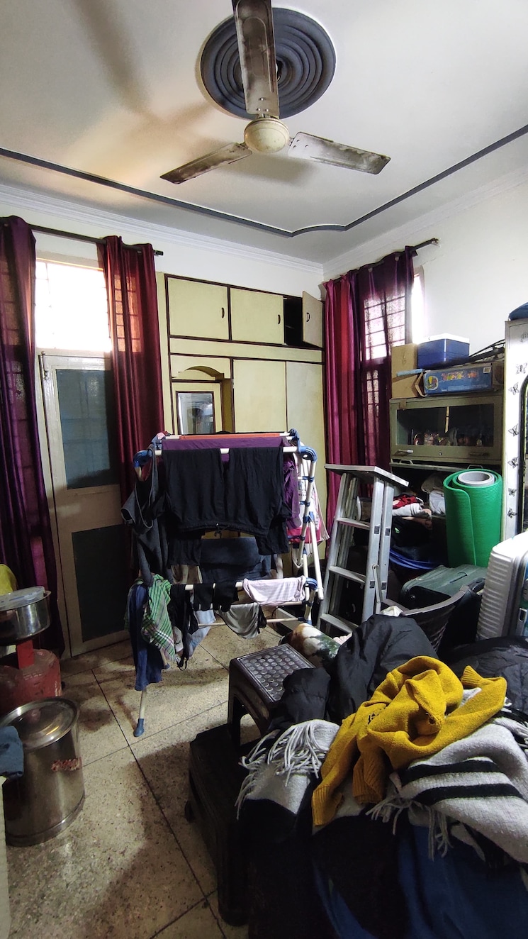 Room, sector 22 dwarka 3 Bedroom 1250 Sq.Ft. Apartment In Sector 22 Dwarka Delhi 8213758