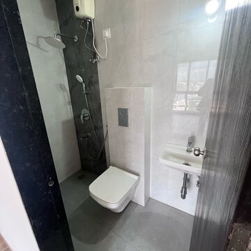 Bathroom in 1 BHK Apartment at Chembur – for Rent