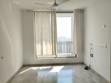 Room in 1 BHK Apartment at Hiranandani The Walk, Ghodbunder Road – for Rent
