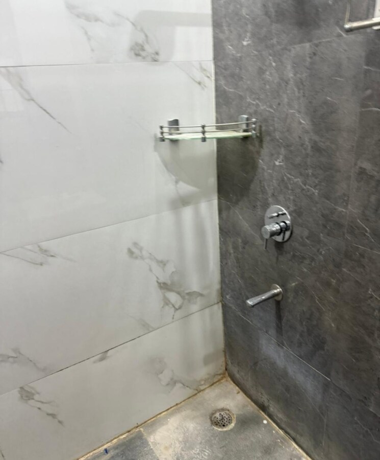 Bathroom, peer mucchalla 4 Bedroom 1650 Sq.Ft. Builder Floor In Peer Mucchalla Zirakpur 8213818