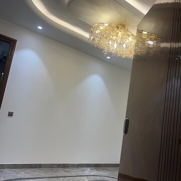 Furnished Amenities in 4 BHK Builder Floor at Ansal Sushant Lok I, Sector 43 – for Rent