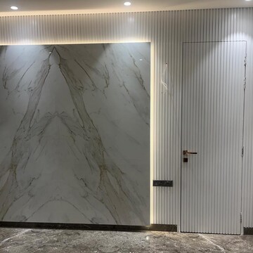 Balcony in 4 BHK Builder Floor at Ansal Sushant Lok I, Sector 43 – for Rent