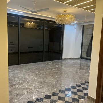 Kitchen in 4 BHK Builder Floor at Ansal Sushant Lok I, Sector 43 – for Rent