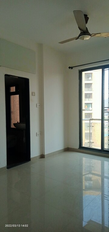 Master Bedroom in 2.5 BHK Apartment at Mira Nagar – for Rent