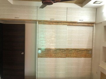 Furnished Amenities in 2 BHK Apartment at Sagar City, Andheri West – for Rent