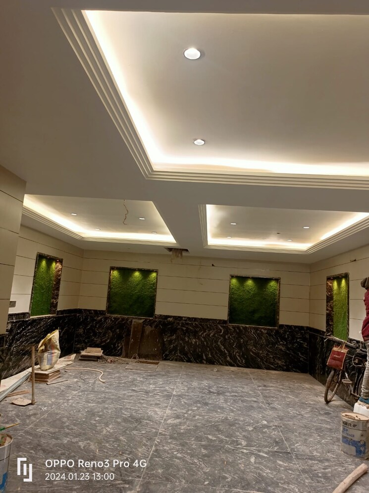 Other, krishna nagar 3 Bedroom 127 Sq.Yd. Builder Floor In Krishna Nagar Delhi 8213903