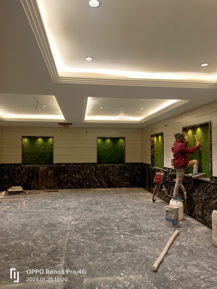 Other, krishna nagar 3 Bedroom 127 Sq.Yd. Builder Floor In Krishna Nagar Delhi 8213903