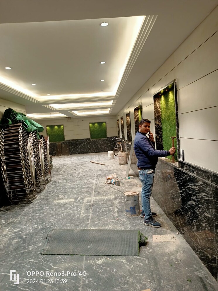 Other, krishna nagar 3 Bedroom 127 Sq.Yd. Builder Floor In Krishna Nagar Delhi 8213903