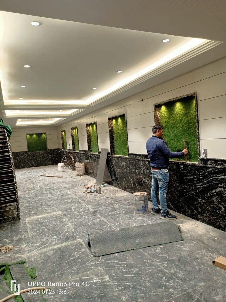 Other, krishna nagar 3 Bedroom 127 Sq.Yd. Builder Floor In Krishna Nagar Delhi 8213903