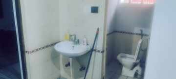 Bathroom in 4 BHK Villa at Indira Nagar – for Rent