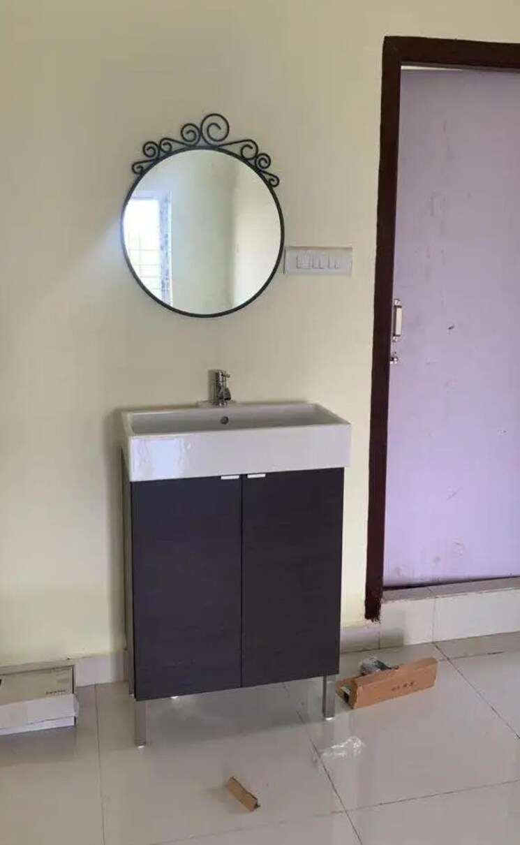 Bathroom, smr-vinay-iconia-hyderabad 3 Bedroom 2550 Sq.Ft. Apartment In Kondapur Hyderabad 8213950