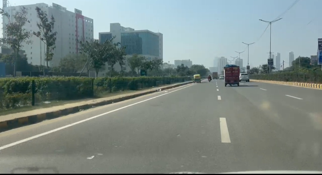 Plot For Sale in Sector 63