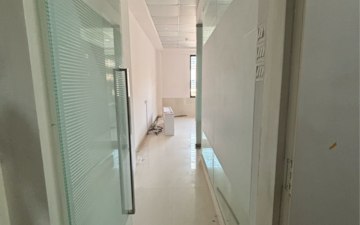 Office Space For Rent in Shalimar Apartment Azad Nagar, Bharucha Baug