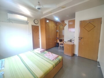 Bedroom in 4 BHK Builder Floor at Sarita Apartment Erandwane, Erandwane – for Sale