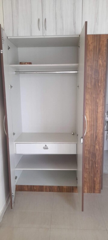 Furnished Amenities in 2 BHK Apartment at Pyramid Elite, Sector 86 – for Rent