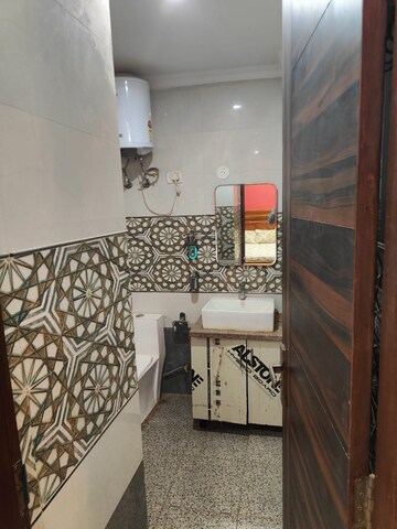 Kitchen in 3 BHK Builder Floor at Sector 42 – for Rent