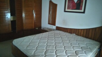 Bedroom in 2 BHK Apartment at Penta Homes, Vip Road – for Rent