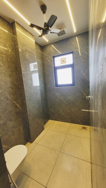 Bathroom in 2 BHK Builder Floor at Sector 28 – for Rent