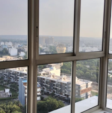 Room in 3 BHK Apartment at M3M Merlin, Sector 67 – for Rent
