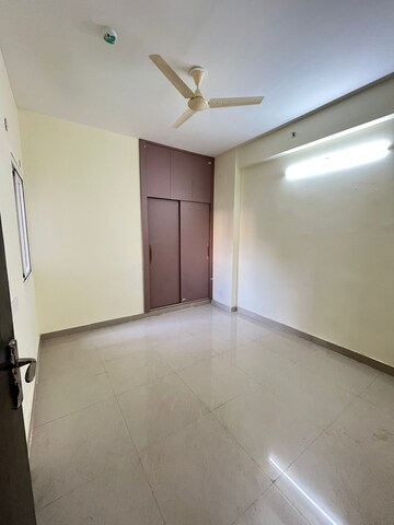 Room in 2 BHK Apartment at Mahagun Mywoods, Sector 16c Greater Noida – for Sale