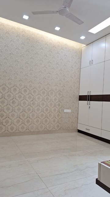 Room in 2 BHK Apartment at Ip Extension – for Sale