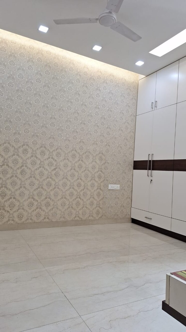 Room, ip extension 2 Bedroom 1100 Sq.Ft. Apartment In Ip Extension Delhi 8214223