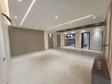 Room in 3 BHK Builder Floor at RBC II, Sushant Lok I – for Sale