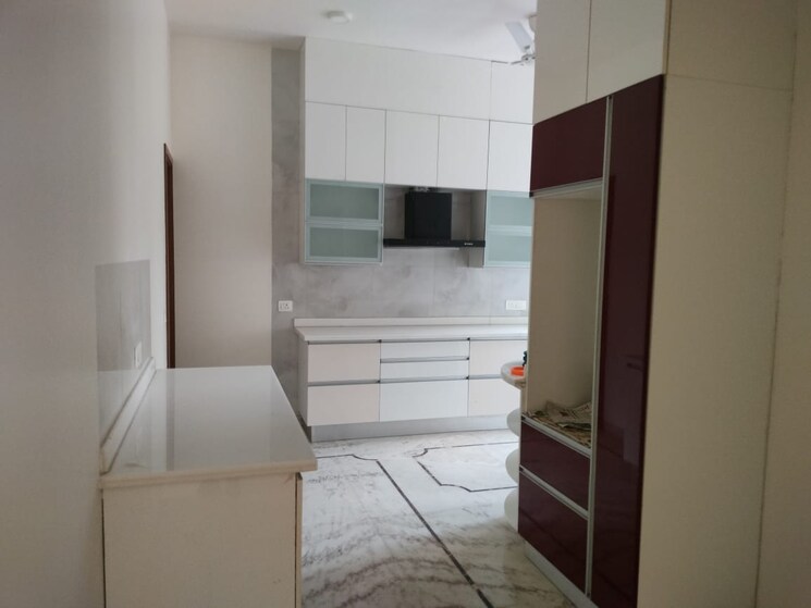 Kitchen, emaar-marbella 4 Bedroom 5605 Sq.Ft. Villa In Sector 66 Gurgaon 8214262