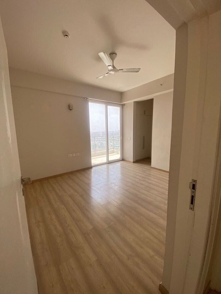 Room, emaar-marbella 5 Bedroom 6520 Sq.Ft. Villa In Sector 66 Gurgaon 8214297