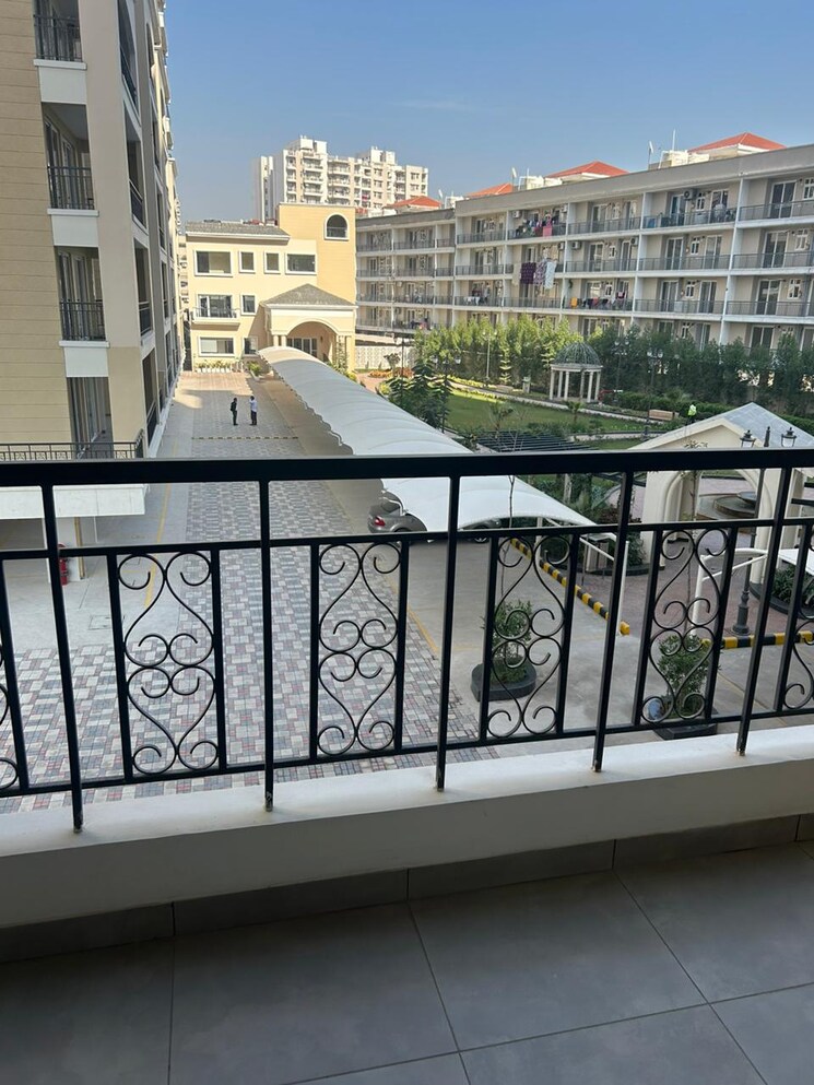 Balcony, allwin-el-spazia 3 Bedroom 1638 Sq.Ft. Apartment In Sanauli Zirakpur 8214308