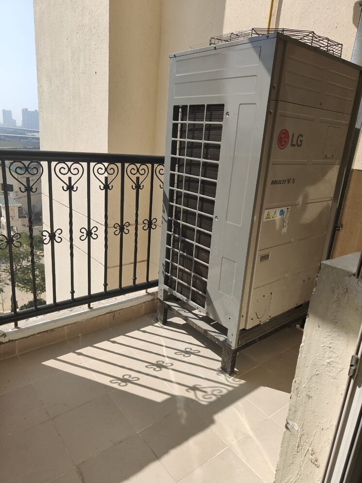 Balcony, ats-triumph 3.5 Bedroom 2290 Sq.Ft. Apartment In Sector 104 Gurgaon 8214299