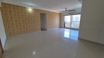 Room in 4 BHK Apartment at Paradise Sai World Empire, Kharghar – for Rent