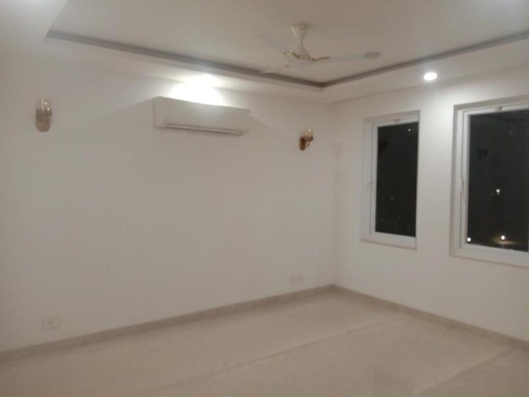 Room, emaar-marbella 5 Bedroom 8120 Sq.Ft. Villa In Sector 66 Gurgaon 8214324